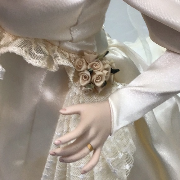 FRANKLIN HEIRLOOM DOLLS - Picture 7 of 16